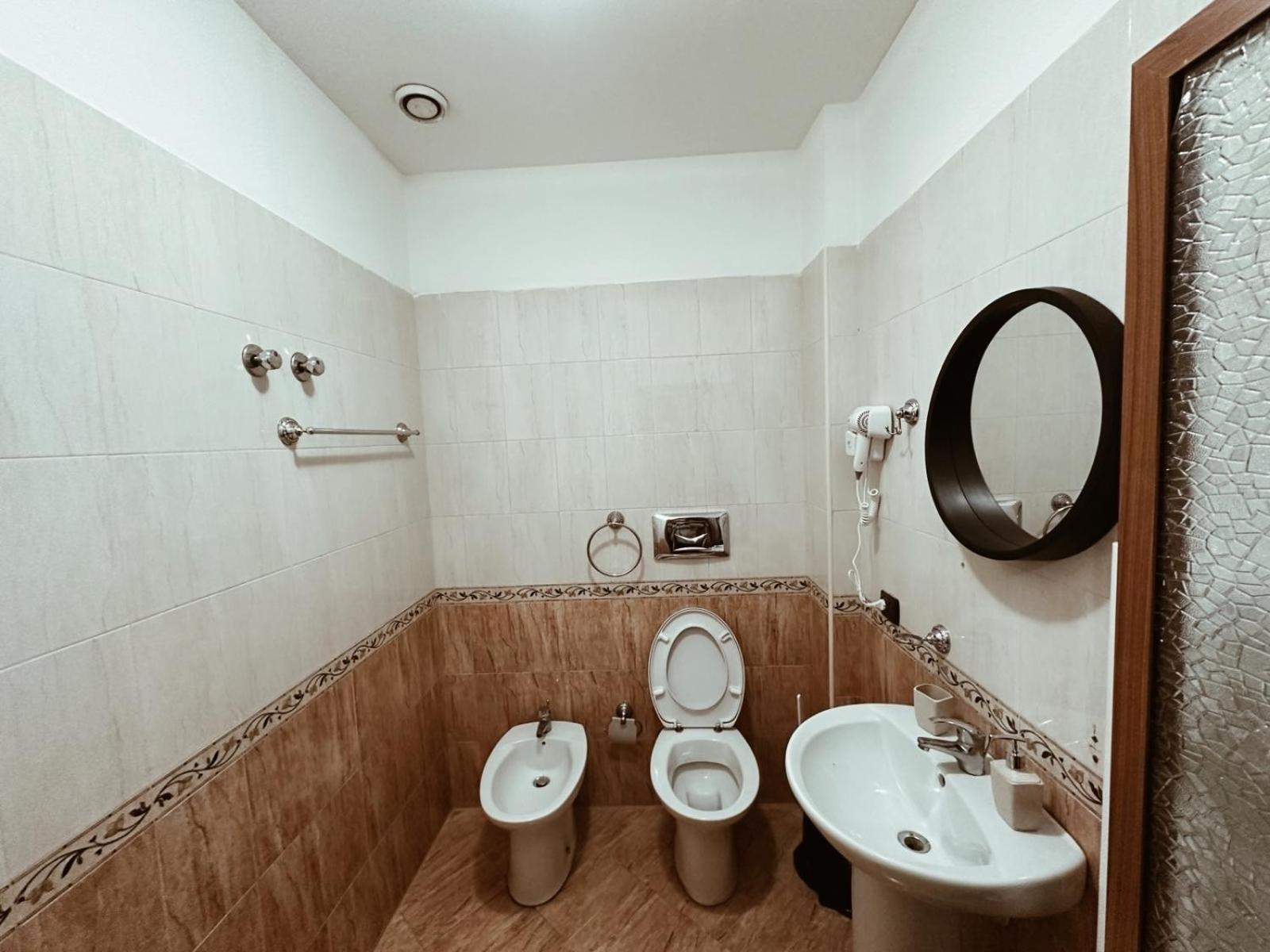 Grand Hotel Круя Экстерьер фото